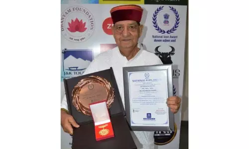 Jammu: डोगरा को राष्ट्रीय आइकन पुरस्कार से सम्मानित किया