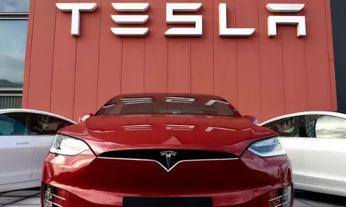 Tesla ने मुंबई में पहला स्टोर खोलकर भारत में कदम रखा