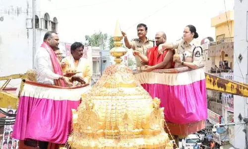 लाल दरवाजा बोनाला समारोह के लिए कड़े सुरक्षा इंतजाम:CP CV Anand लाल दरवाजा बोनाला समारोह के लिए कड़े सुरक्षा इंतजाम:CP CV Anand
