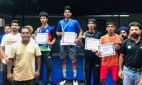 कुश्ती में राज्य स्तरीय स्वर्ण पदक जीतने के बाद, Maksudan का किशोर राष्ट्रीय स्तर पर प्रतिस्पर्धा करेगा कुश्ती में राज्य स्तरीय स्वर्ण पदक जीतने के बाद, Maksudan का किशोर राष्ट्रीय स्तर पर प्रतिस्पर्धा करेगा