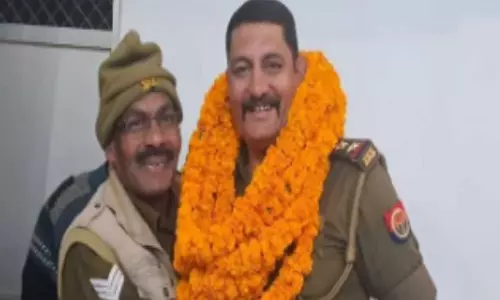 Azamgarh: रिटायरमेंट से नौ महीने दूर, पुलिसकर्मी ने की खुदकुशी