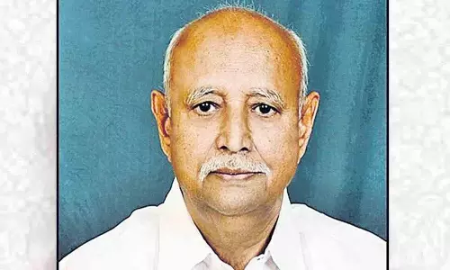 उपहार विलेख रद्द करने का अधिकार माता-पिता के पास है: सेवानिवृत्त IRS अधिकारी डी. पार्थसारथी उपहार विलेख रद्द करने का अधिकार माता-पिता के पास है: सेवानिवृत्त IRS अधिकारी डी. पार्थसारथी