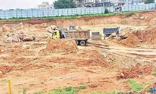 अव्यवस्थित तरीके से तहखाने की खुदाई