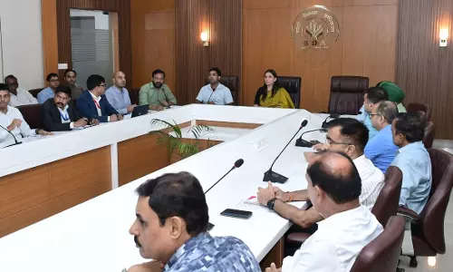 Bareilly: पराली से तैयार कोयले को उद्योगों में इस्तेमाल की सिफारिश Bareilly: पराली से तैयार कोयले को उद्योगों में इस्तेमाल की सिफारिश