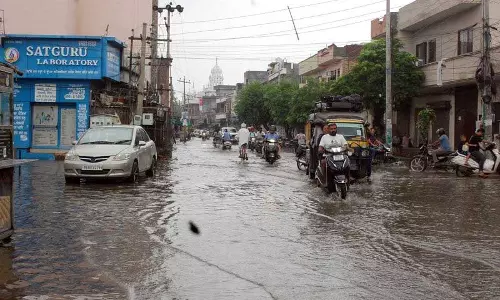 Amritsar: अमृतसरवासियों को भीषण गर्मी से राहत, झमाझम बारिश