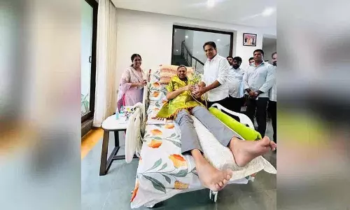 जनगामा विधायक पल्ला राजेश्वर रेड्डी को केटीआर की जन्मदिन की शुभकामनाएं जनगामा विधायक पल्ला राजेश्वर रेड्डी को केटीआर की जन्मदिन की शुभकामनाएं