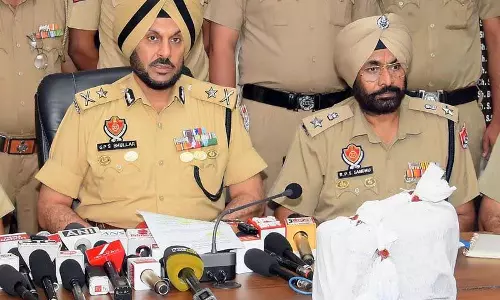 Amritsar में 5 सीमा पार मादक पदार्थ तस्कर गिरफ्तार, 3.1 किलोग्राम हेरोइन जब्त