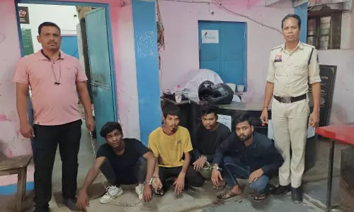 गांधीनगर में मारपीट करने वाले चार युवकों और दो किशोरों को जूटमिल पुलिस ने किया गिरफ्तार