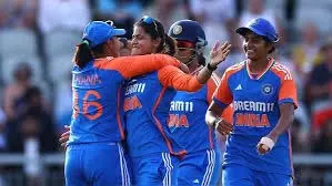 इंग्लैंड में भारतीय महिला टीम की टी20 सीरीज में जीत इंग्लैंड में भारतीय महिला टीम की टी20 सीरीज में जीत