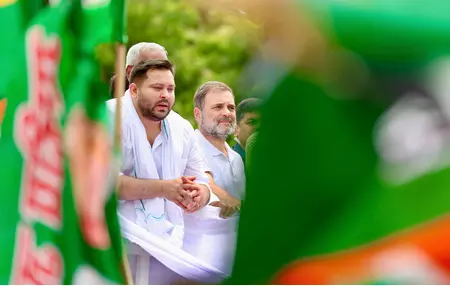 बिहार: चुनाव की रणनीति को अंतिम रूप देने के लिए पटना में होगी महागठबंधन की बैठक बिहार: चुनाव की रणनीति को अंतिम रूप देने के लिए पटना में होगी महागठबंधन की बैठक
