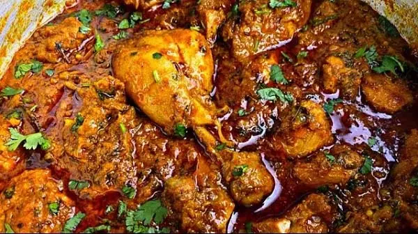 Recipe: इस रेसिपी से घर पर मसालेदार रोस्ट चिकन बनाकर रेस्टोरेंट को फेल कर दीजिए Recipe: इस रेसिपी से घर पर मसालेदार रोस्ट चिकन बनाकर रेस्टोरेंट को फेल कर दीजिए