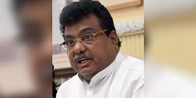 रक्षा करियर की मंजूरी के लिए जल्द ही PM Modi से मुलाकात होगी: मंत्री एम बी पाटिल रक्षा करियर की मंजूरी के लिए जल्द ही PM Modi से मुलाकात होगी: मंत्री एम बी पाटिल