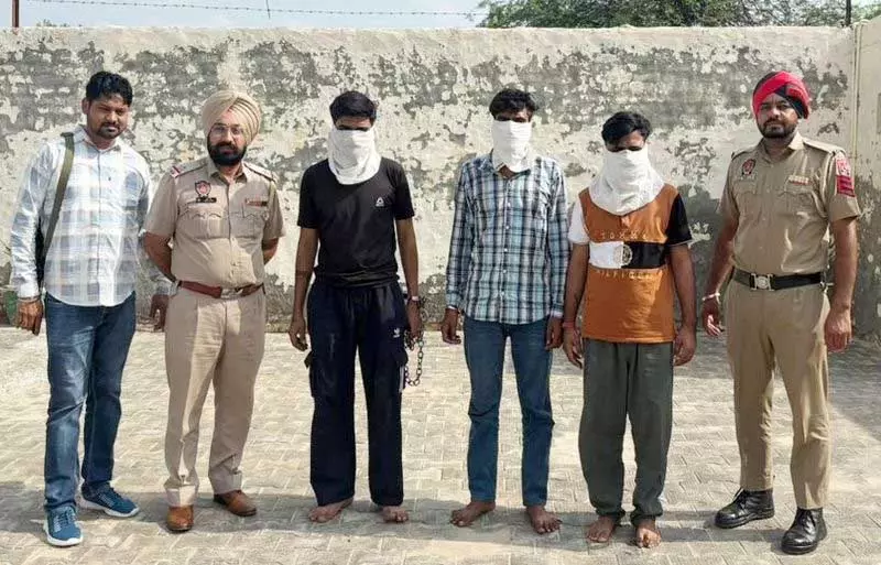 Abohar व्यवसायी की हत्या मामले में श्रीगंगानगर से 3 गिरफ्तार Abohar व्यवसायी की हत्या मामले में श्रीगंगानगर से 3 गिरफ्तार