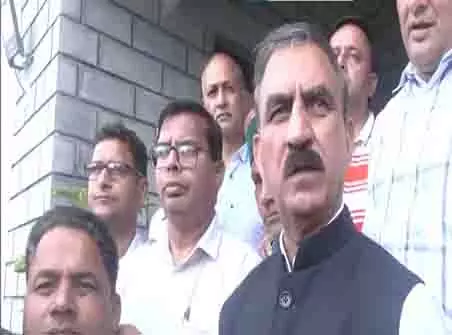 राहत और पुनर्वास के लिए धन की कमी नहीं होगी: हिमाचल के मुख्यमंत्री राहत और पुनर्वास के लिए धन की कमी नहीं होगी: हिमाचल के मुख्यमंत्री