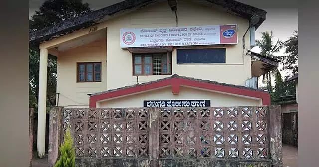 धर्मस्थल मामला: शिकायतकर्ता की सूचना पर पुलिस ने कंकाल बरामद किए धर्मस्थल मामला: शिकायतकर्ता की सूचना पर पुलिस ने कंकाल बरामद किए