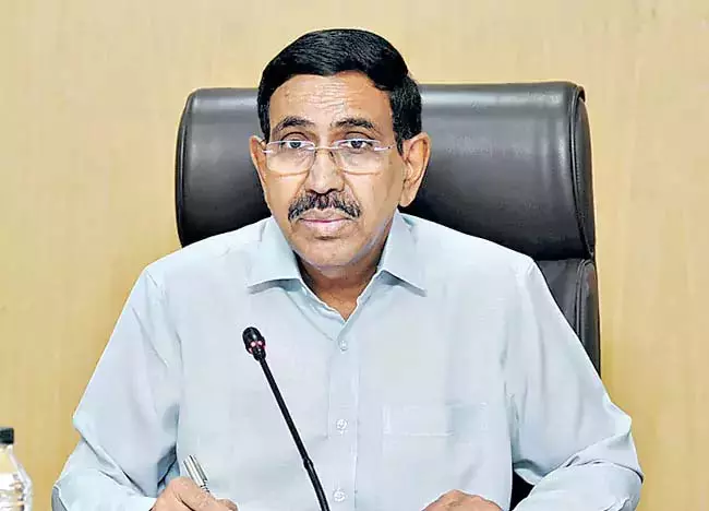 नगर निगम के आउटसोर्सिंग इंजीनियरिंग कर्मचारियों के लिए जल्द ही अच्छी खबर: मंत्री नारायण नगर निगम के आउटसोर्सिंग इंजीनियरिंग कर्मचारियों के लिए जल्द ही अच्छी खबर: मंत्री नारायण