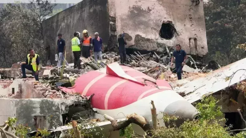 Air India crash: ईंधन स्विच शिफ्ट के कारण इंजन में खराबी आई: एएआईबी रिपोर्ट