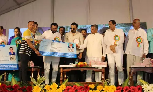 Karnataka : गिग श्रमिकों के लिए बीमा योजना शुरू की गई