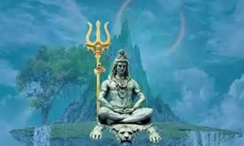 Sawan 2025: सावन के पावन दिनों में शिव पूजा से जुड़ी ये बातें जानना हर भक्त के लिए है जरूरी Sawan 2025: सावन के पावन दिनों में शिव पूजा से जुड़ी ये बातें जानना हर भक्त के लिए है जरूरी