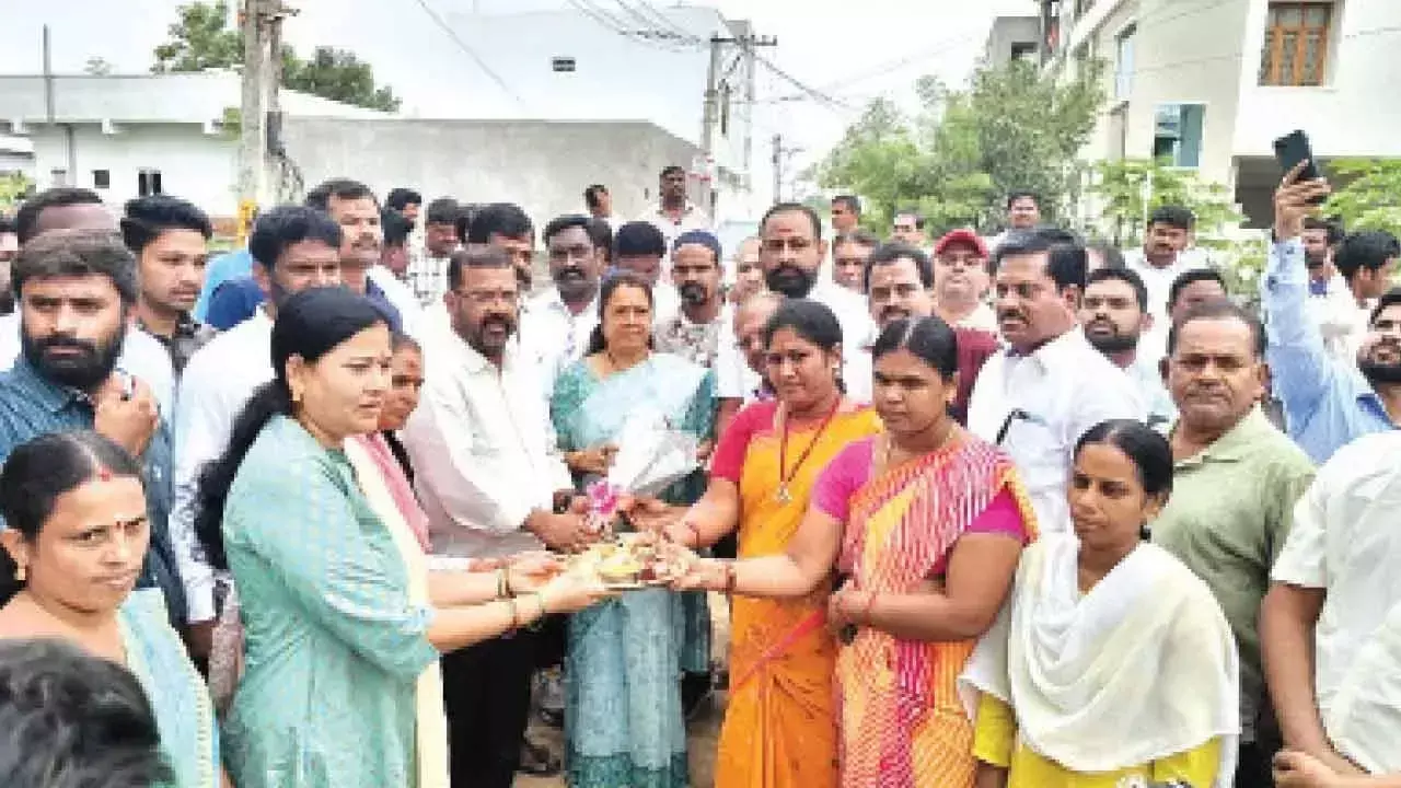 Telangana: नैनी ने आधारहीन टिप्पणियों के लिए बीआरएस नेताओं की आलोचना की