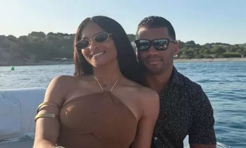 Russell Wilson ने सियारा के साथ अपनी 9वीं शादी की सालगिरह पर क्या किया?