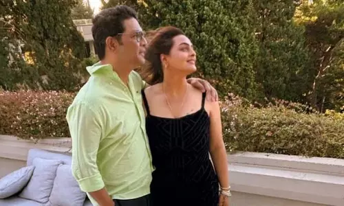 पति संग क्रोएशिया में शिल्पा शिरोडकर ने रिफ्रेश किया अपना रोमांस पति संग क्रोएशिया में शिल्पा शिरोडकर ने रिफ्रेश किया अपना रोमांस