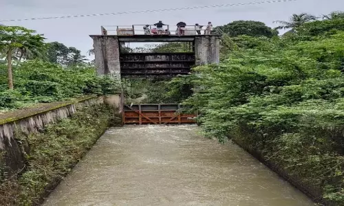 ओझुक्कु में छात्र लापता; आज से नदी के किनारे तलाशी अभियान चलाया जाएगा ओझुक्कु में छात्र लापता; आज से नदी के किनारे तलाशी अभियान चलाया जाएगा