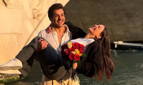 वायरल इमेज के बाद मची हलचल, क्या सच में हैं आशीष–एली साथ?