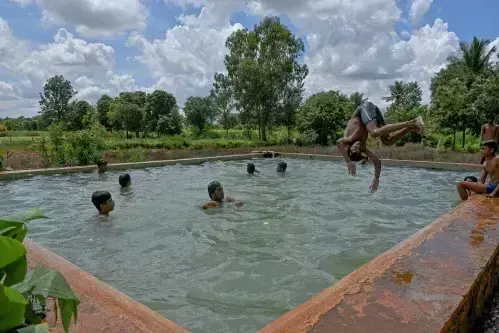 Thiruvananthapuram में तैराकी अभ्यास के दौरान दो बच्चे डूबे