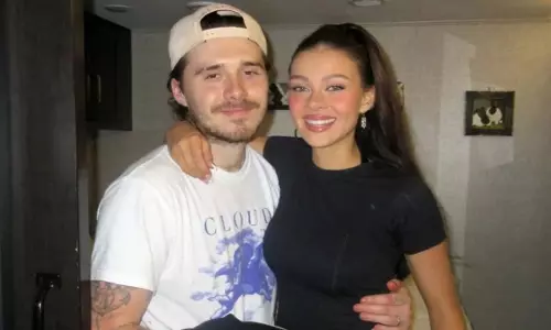 Brooklyn Beckham और उनकी पत्नी निकोला पेल्ट्ज़ ने क्रूज़ को अनफ़ॉलो किया Brooklyn Beckham और उनकी पत्नी निकोला पेल्ट्ज़ ने क्रूज़ को अनफ़ॉलो किया