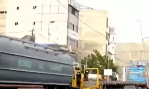 कराची में बिजली कटौती से कानून का पालन करने वाले नागरिक भी परेशान: कंपनियों पर उपेक्षा का आरोप