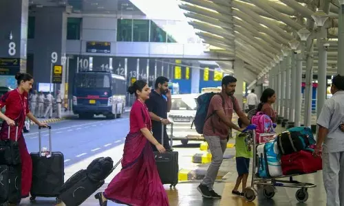 वित्त वर्ष 2026 में घरेलू हवाई यातायात में 10% वृद्धि की संभावना वित्त वर्ष 2026 में घरेलू हवाई यातायात में 10% वृद्धि की संभावना