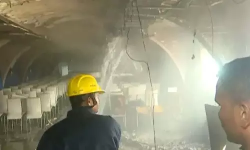 Cuttack : ओडिशा क्रिकेट एसोसिएशन के कॉन्फ्रेंस हॉल में भीषण आग लग गई