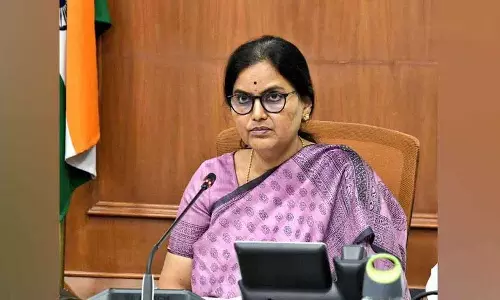 Telangana: कर्मचारियों की संख्या की समीक्षा के लिए गठित समिति से सरकारी कर्मचारियों में चिंता Telangana: कर्मचारियों की संख्या की समीक्षा के लिए गठित समिति से सरकारी कर्मचारियों में चिंता