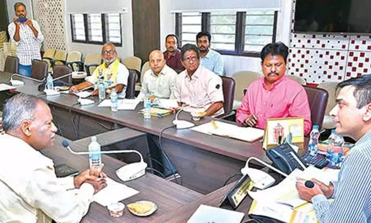 चित्तूर जिले में 15.71 लाख मतदाता हैं: कलेक्टर