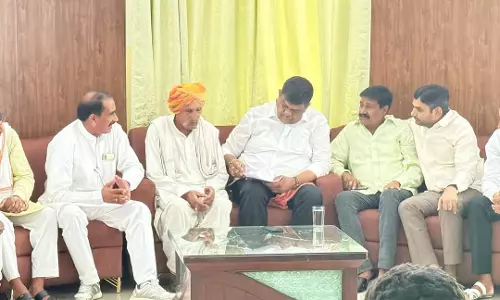 Jaipur: वन राज्यमंत्री ने जनसुनवाई कर आमजन की परिवेदनाओं को सुना Jaipur: वन राज्यमंत्री ने जनसुनवाई कर आमजन की परिवेदनाओं को सुना