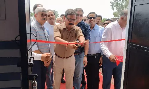 Bareilly: डीएम ने सोलर इन्वर्टर परियोजना का उद्घाटन कर दी सौगात