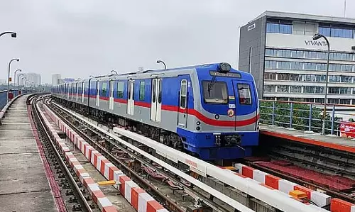 कोलकाता मेट्रो की पर्पल लाइन पर सोमवार से प्रतिदिन 72 ट्रेनें चलेंगी