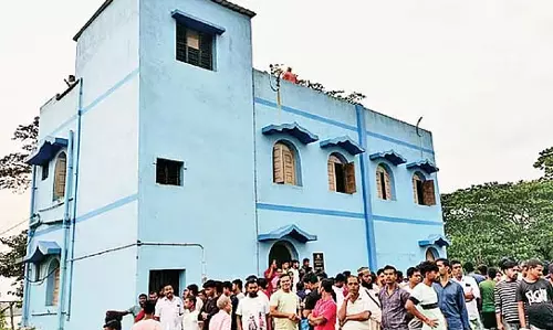कागजी पुलिस थाने कब तक चलेंगे?