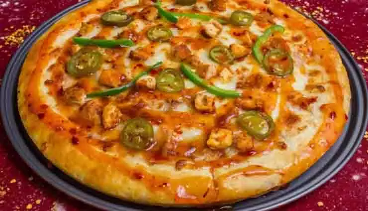 Semolina Pizza: स्वादिष्ट, सेहत को नुकसान नहीं पहुंचाएगा और आपकी पार्टी में मज़ा भी बढ़ाएगा Semolina Pizza: स्वादिष्ट, सेहत को नुकसान नहीं पहुंचाएगा और आपकी पार्टी में मज़ा भी बढ़ाएगा