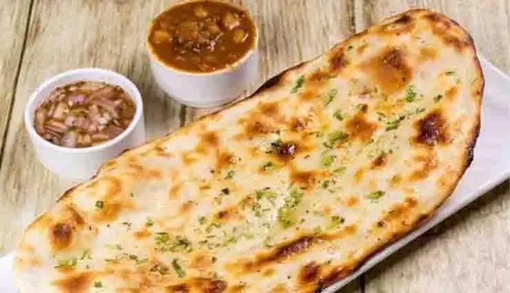 Aloo Kulcha: देश के हर कोने में पसंद की जाती है यह पंजाबी डिश Aloo Kulcha: देश के हर कोने में पसंद की जाती है यह पंजाबी डिश