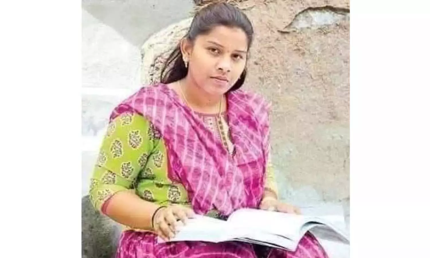 अमेरिकी वाणिज्य दूतावास ने Warangal की एक लड़की को प्रतिष्ठित कार्यक्रम के लिए चुना अमेरिकी वाणिज्य दूतावास ने Warangal की एक लड़की को प्रतिष्ठित कार्यक्रम के लिए चुना
