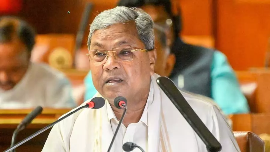 Karnataka: राज्य शिक्षा नीति पैनल द्वि-भाषा नीति के पक्ष में Karnataka: राज्य शिक्षा नीति पैनल द्वि-भाषा नीति के पक्ष में
