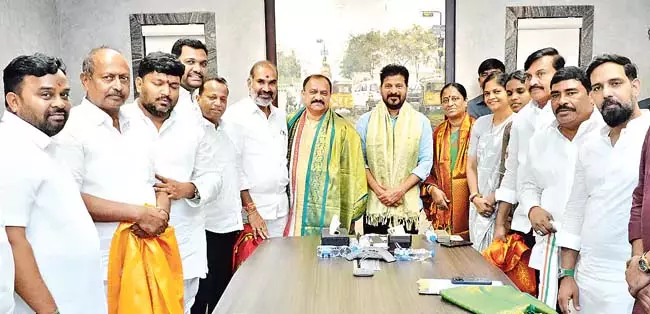 CM Revanth Reddy: 2029 के चुनावों में पिछड़ा वर्ग आरक्षण मुख्य एजेंडा है CM Revanth Reddy: 2029 के चुनावों में पिछड़ा वर्ग आरक्षण मुख्य एजेंडा है