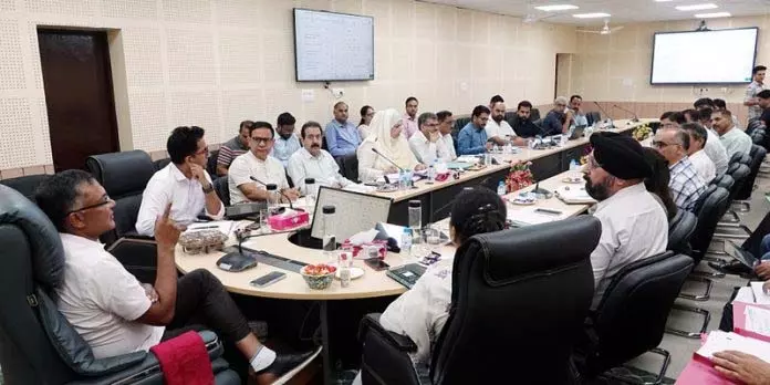 प्रधान सचिव APD ने पशुपालन विभाग की प्रमुख योजनाओं की प्रगति की समीक्षा की प्रधान सचिव APD ने पशुपालन विभाग की प्रमुख योजनाओं की प्रगति की समीक्षा की