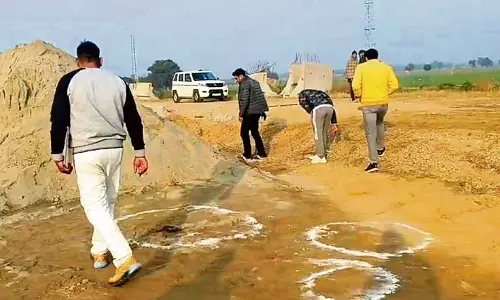 Haryana : चौराहे पर ऑलिव ग्रीन बनाम गैंगस्टर संस्कृति Haryana : चौराहे पर ऑलिव ग्रीन बनाम गैंगस्टर संस्कृति