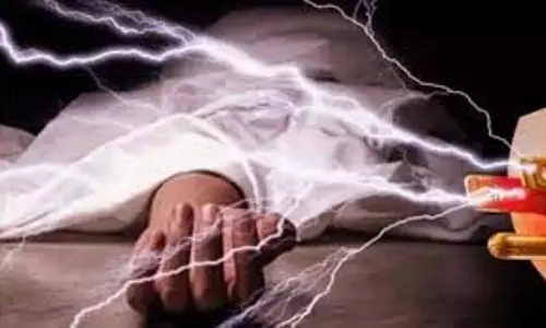 Mumbai: AC वायरिंग से करंट लगने से 10वीं कक्षा के छात्र की मौत