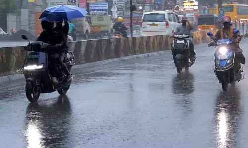 कोयंबटूर और नीलगिरी जिलों में 4 दिनों तक भारी बारिश की संभावना कोयंबटूर और नीलगिरी जिलों में 4 दिनों तक भारी बारिश की संभावना