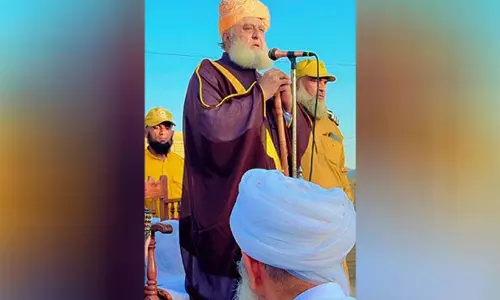 मौलाना फजलुर रहमान ने खैबर पख्तूनख्वा सरकार में बदलाव की मांग की मौलाना फजलुर रहमान ने खैबर पख्तूनख्वा सरकार में बदलाव की मांग की