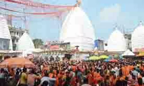 Jharkhand: श्रावणी मेले में दिखा भक्ति और आस्था का संगम Jharkhand: श्रावणी मेले में दिखा भक्ति और आस्था का संगम